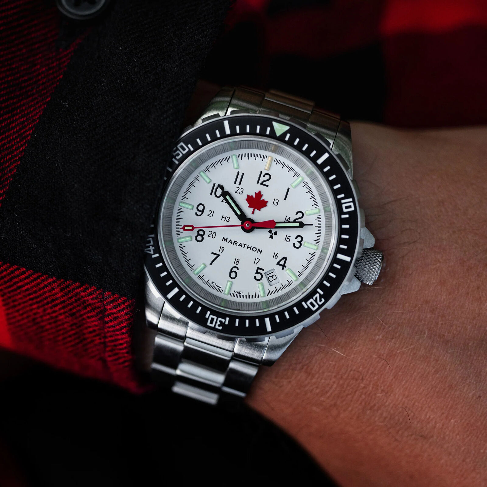 Marathon Arctic Red Maple GSAR Search and Rescue Dive Watch